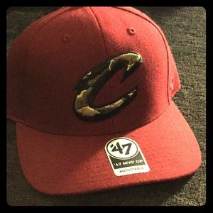 ‘47 new w/ tags adjustable Cleveland Cavs NBA camo